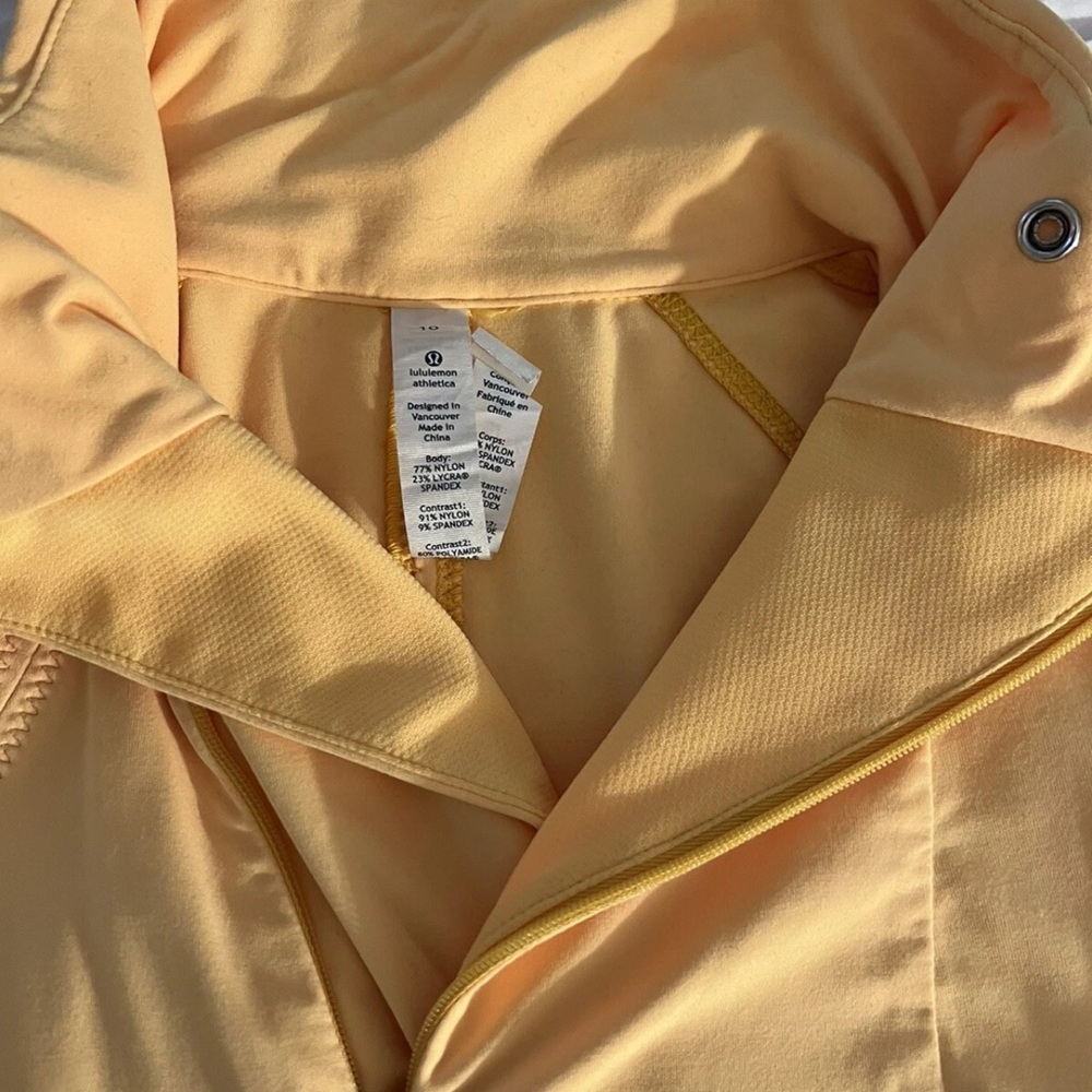 lululemon athletica Yellow zip pullover - Picture 5 of 9
